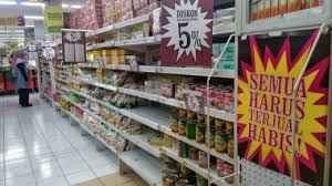 Banyak banyak sabar yee disini wkwk Goriau Bakal Ditutup Total Giant Sebar Diskon Besar Besaran