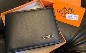 They are billfold wallets the london based brand has been on top of the men's luxury wallet game for well over a century. 21 Best Wallet Brands For Men 2021 List