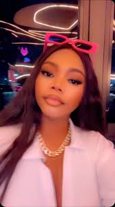 Chills and vibes 🥂💛, #viral #explore #explorer #reels