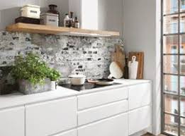 Individuell Geplant So Schon Kann Kuche Sein Weisse Lackfronten Grifflos Geplant In Kombination Mit Hellem Holz Und Keramikarbeitsplatten Diese Kuche Kuchen Dunstabzugshauben Kuchen Design Moderne Kuche