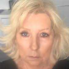 Unfortunately whilst out hacking in the chevin today we came across a group  of walkers with their dogs who were lacking some common sense. I was