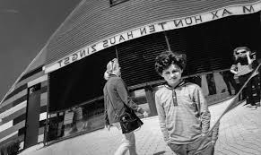 Max hünten haus yakınlarındaki oteller: Max Hunten Haus Zingst Foto Bild Ostsee Frau Monochrom Bilder Auf Fotocommunity