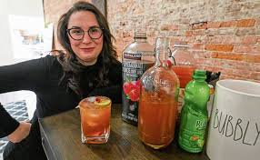 5 festive drinks and a mocktail to toast with this holiday season