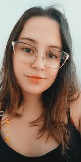 Alice Brito (@lice_brito)