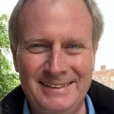 Helen Eagleton (@HelenNield)