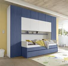 Flow fusion design vi propone il divano letto walter una soluzione ideale per la cameretta dei ragazzi, così come per quella degli ospiti. Cameretta A Ponte Con 2 Letti Singoli Colore Blu Outletarreda