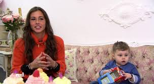 She was previously married to pietro lombardi. Red Im Tv Video So Geht Es Sarah Lombardi Als Single Mama Prosieben
