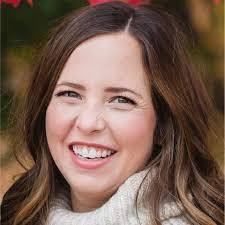 Allie Busch's Instagram, Twitter & Facebook