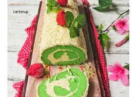 Campur jadi satu di mangkok kuning telur, vanilla, dan susu cair, kocok dengan mixer kec rendah sebentar saja. Recipe Yummy Bolu Gulung Pandan Keju