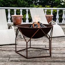 Antalya Large Round Rust Iron Fire Pit With Stand In 2020 Iron Fire Pit Round Fire Pit Fire Pit Designs