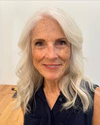 Danae Moore (@danaemoorehair) • Instagram photos and videos