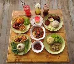 Kedai makan pecel lele padang jawa bukanlah lagi sesuatu yang baru buat penduduk di kawasan shah alam ini. 12 Port Makan Paling Best Murah Sekitar Shah Alam Yang Korang Wajib Cuba Remaja