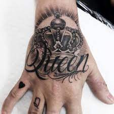 Like with crown tattoos, king and queen tattoos work great as matching tattoos with your partner. I Am Da Queen Hand Tattoos For Women Finger Tattoos Crown Hand Tattoo