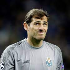 Casillas ist einer der erfolgreichsten goalies der geschichte. Iker Casillas Erleidet Herzinfarkt Beim Training Der Spiegel