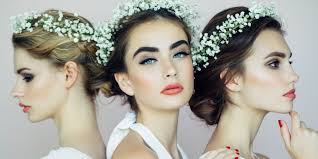 Maquilleuse pro, maquillage avec ou sans essai. Comment Choisir Une Maquilleuse Pour Son Mariage Cosmopolitan Fr
