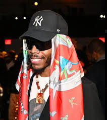 Malik Roberts's Instagram, Twitter & Facebook