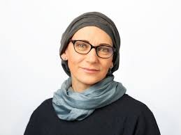 Ansprechpartnerinnen und Ansprechpartner