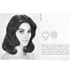 Vintage Hairstyle With Roller Setting Pattern Hair Patterns Hair Setting Vintage Curls