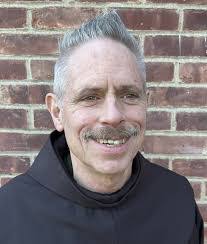 Michael Perry's Instagram, Twitter & Facebook