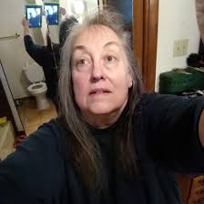 JanRobin Green teaching art at greenrobinstudio