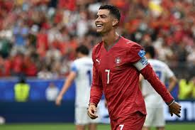 Quem é o 'guro do sono' que ensinou Cristiano Ronaldo a dormir para jogar melhor