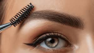 Aperfeiçoamento em Design de Sobrancelhas