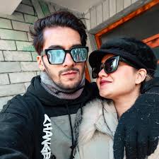 You Have Replaced My Nightmares With Dreams, My Worries With Happiness, And  My Fears With Love🖤💯 . . Queen :- @shanayaa_khan3 👸 Location :-  @resortampm . . #ootd