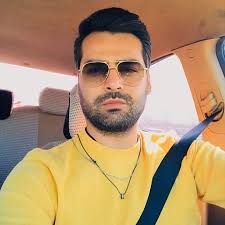 Polubienia 76 Komentarze 8 Erkan Nasser Na Instagramie From Story Erkanmrc Erkanme In 2020 Mirrored Sunglasses Men Square Sunglasses Men Mirrored Sunglasses