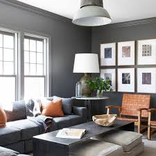 Each category shares some similarities when it comes to living room decorating themes, but each is distinctively different in other ways. 23 Of The Best Chic Living Room Wall Decor Ideas