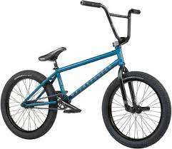 Bmx began when young cyclists appropriated motocross tracks for recreational purposes and. Wethepeople Revolver 20 2021 Bmx Freestyle Bike Skatepro