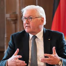 Steinmeier geht auf Distanz zu Schröder – DW – 12.06.2022