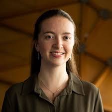 Sarah Borthwick's Instagram, Twitter & Facebook