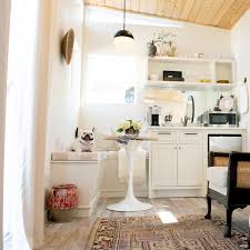 how to fit a dining table in a small
