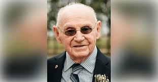 Obituary information for Russell Richard Wegge