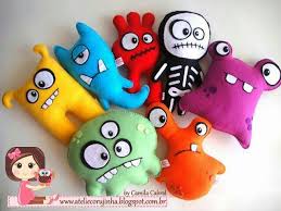 Pin By Linda On Dinozor Canavar Ejderha Felt Monster Monster Dolls Felt Dolls