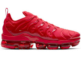 Nike Air Vapormax Plus Triple Red In 2020 Red Nike Shoes Nike Red Sneakers Nike Air Shoes