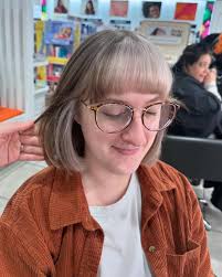 I love this asymmetrical color block bleach and tone I had the pleasure of  doing