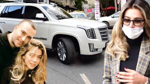 Pandemi döneminde katıldığı partiler, sonrasında yaptığı mini etek açıklaması ve survivora katılacağı haberleriyle son dönemde adından sıkça söz ettiren öykü çelik, şimdi de aşk hayatıyla gündemde. Oyku Celik E Sevgilisi Ismail Berhan Dan Milyonluk Jest Son Dakika Magazin Haberleri