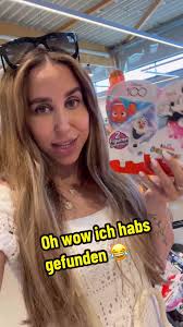Aufsteller für Kinder Überraschungseier gefunden!