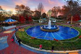 Rittenhouse square is one of the most popular neighborhoods of philadelphia and a superb destination for dining, shopping, strolling and more. Two Yoga Sessions Scheduled For Franklin Square Phillyvoice