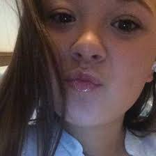 Chloe Hess's Instagram, Twitter & Facebook