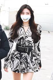 Shine Yu On Twitter In 2021 Itzy Stage Outfits Kpop Girls