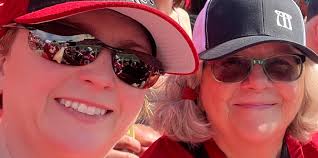 Maureen McLeod is fundraising for Hospice Calgary Society