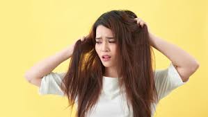 Ever wonder how some women seem to be. These 5 Super Effective Home Remedies For Frizzy Hair Will Tame Your Mane
