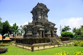 Maybe you would like to learn more about one of these? 15 Peninggalan Kerajaan Singasari Beserta Gambar Dan Rajanya
