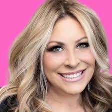 Carol Starr's Instagram, Twitter & Facebook