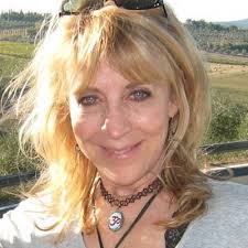 Annie Siegel (@TapWithAnnie)