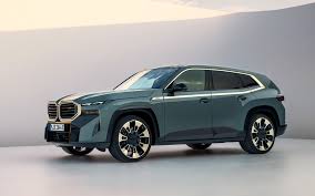 BMW XM chính thức ra mắt: SUV đỉnh cao nhất đội hình BMW