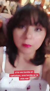 Scarlett Robles (@scarlettroblesi)