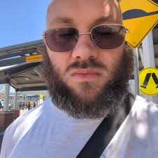 How to find a forever server home in Fivem as a police or paramedic player  based in Australia?